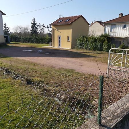 Maisonnette 40 M2 Pour 5 Personnes Paray-le-Monial Exterior foto